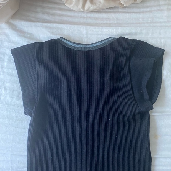 Black Ribbed Top - Picture 2 of 2